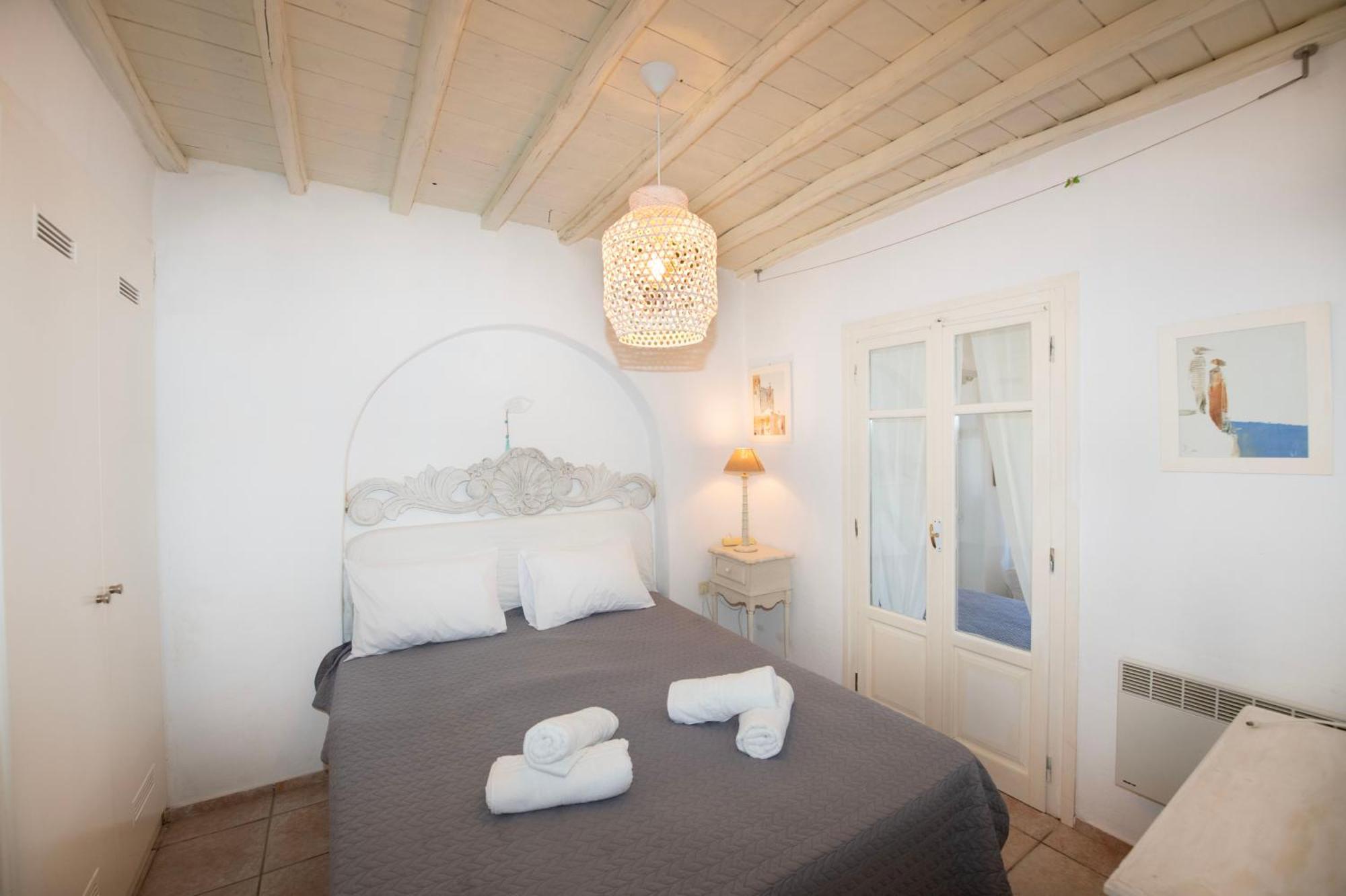 Charisma House Ornos Beach Mykonos Apartment Mykonos Town Exterior photo